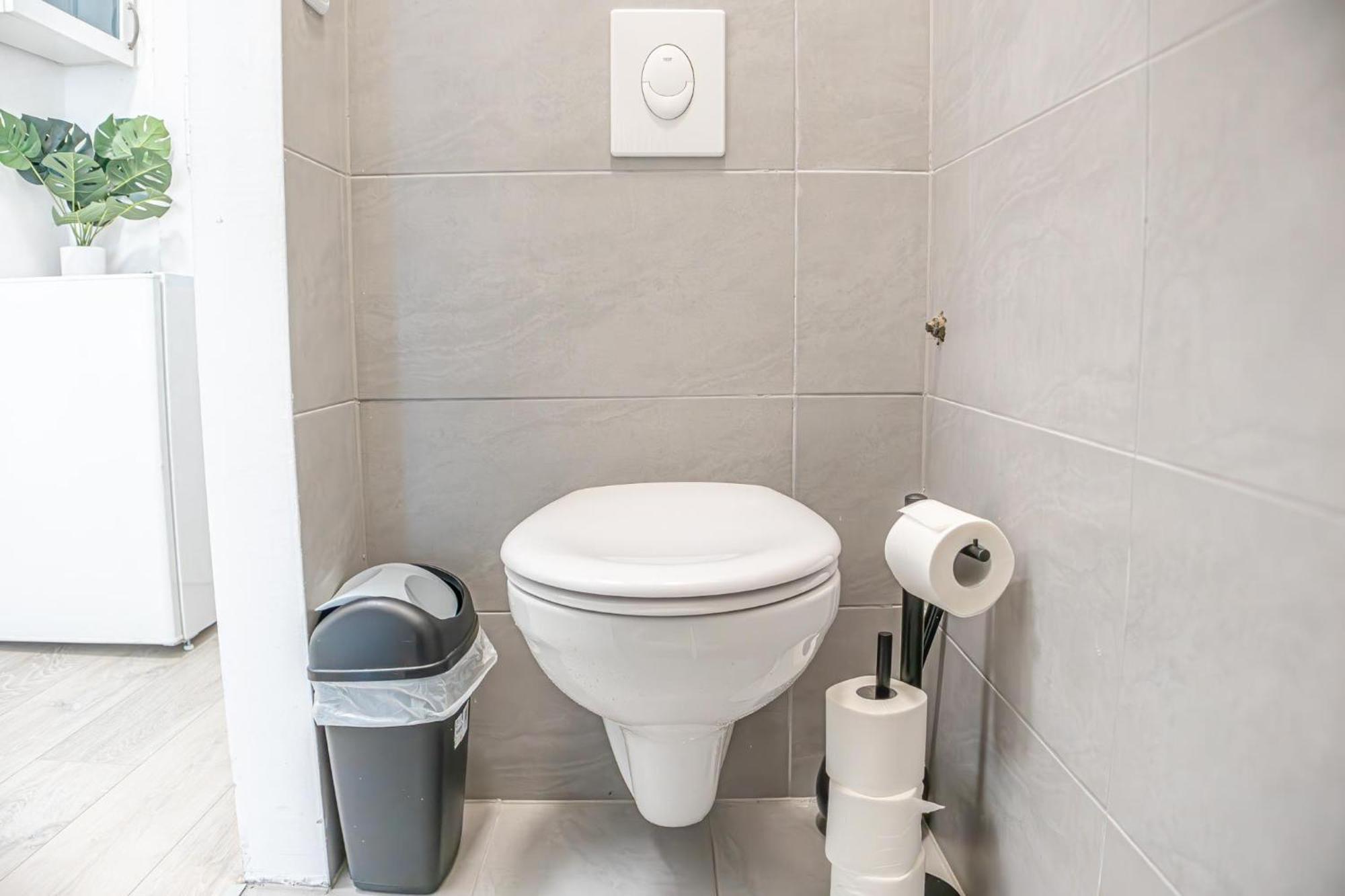 Trendy Studio Free Coffee - Wiener Stadthalle Ngoại thất bức ảnh