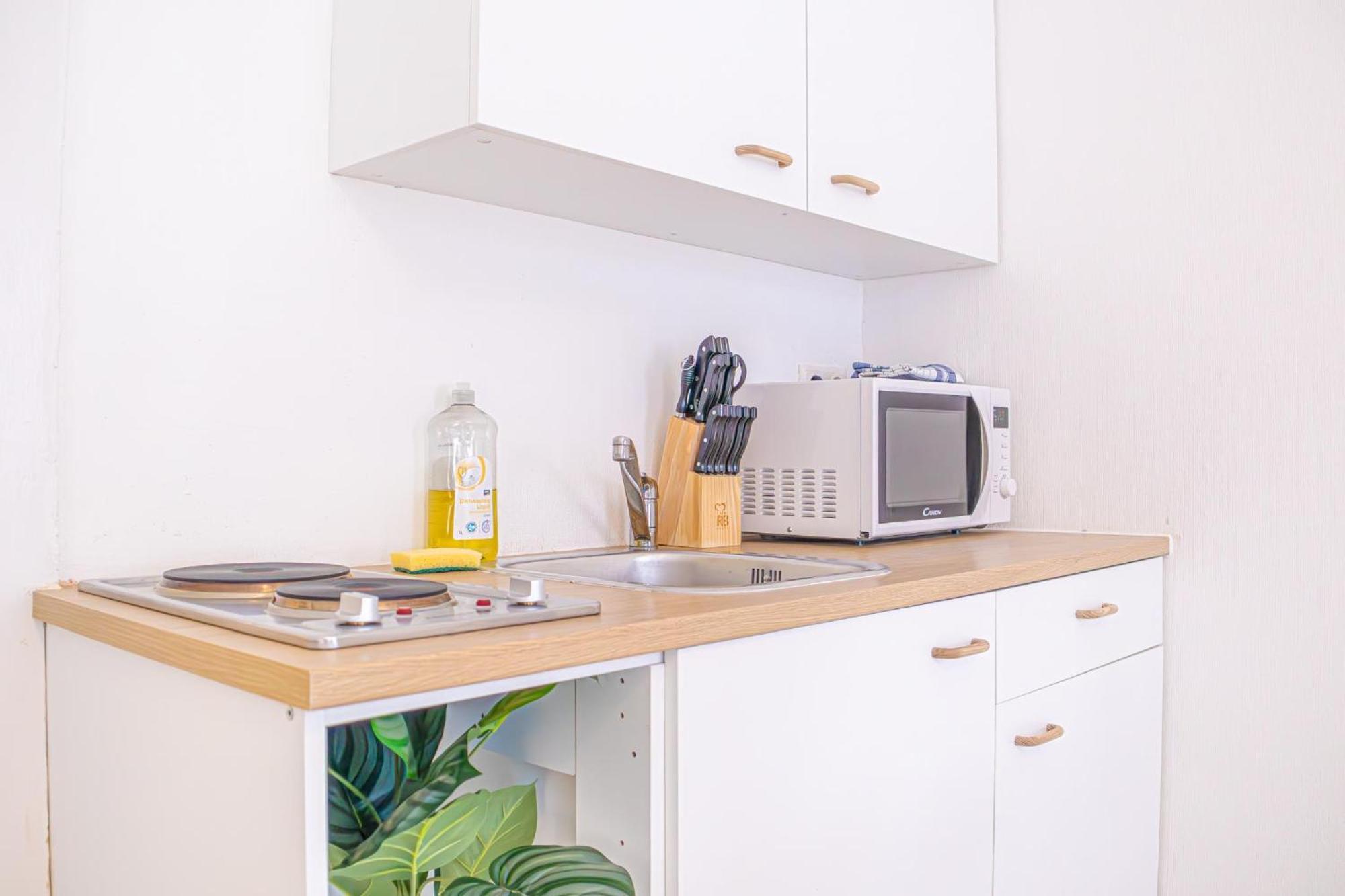 Trendy Studio Free Coffee - Wiener Stadthalle Ngoại thất bức ảnh